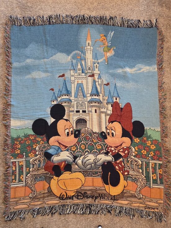 Walt Disney World 50"x60" Mickey/Minnie 100% Cotton Woven Blanket - Picture 1 of 6